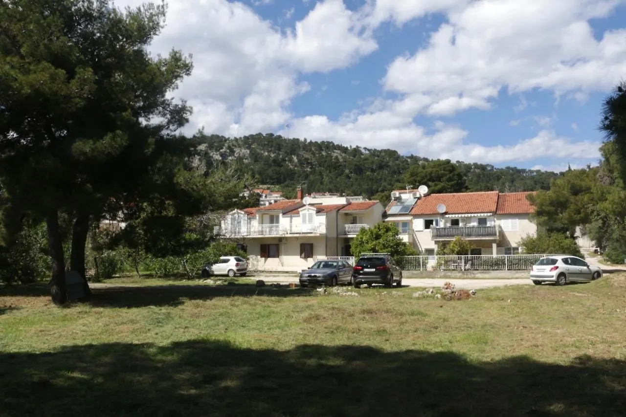 ספליט Meje Seafront Suite דירה