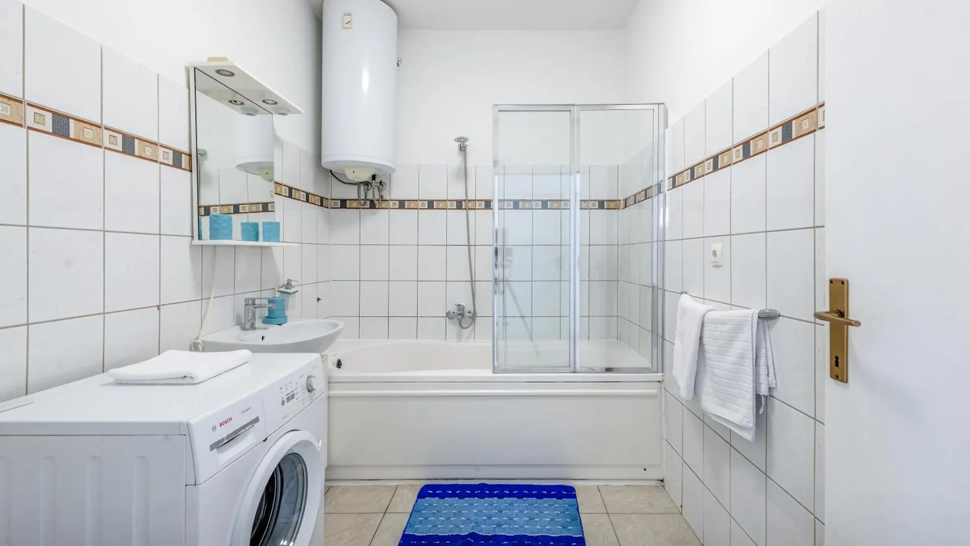 ספליט Meje Seafront Suite דירה
