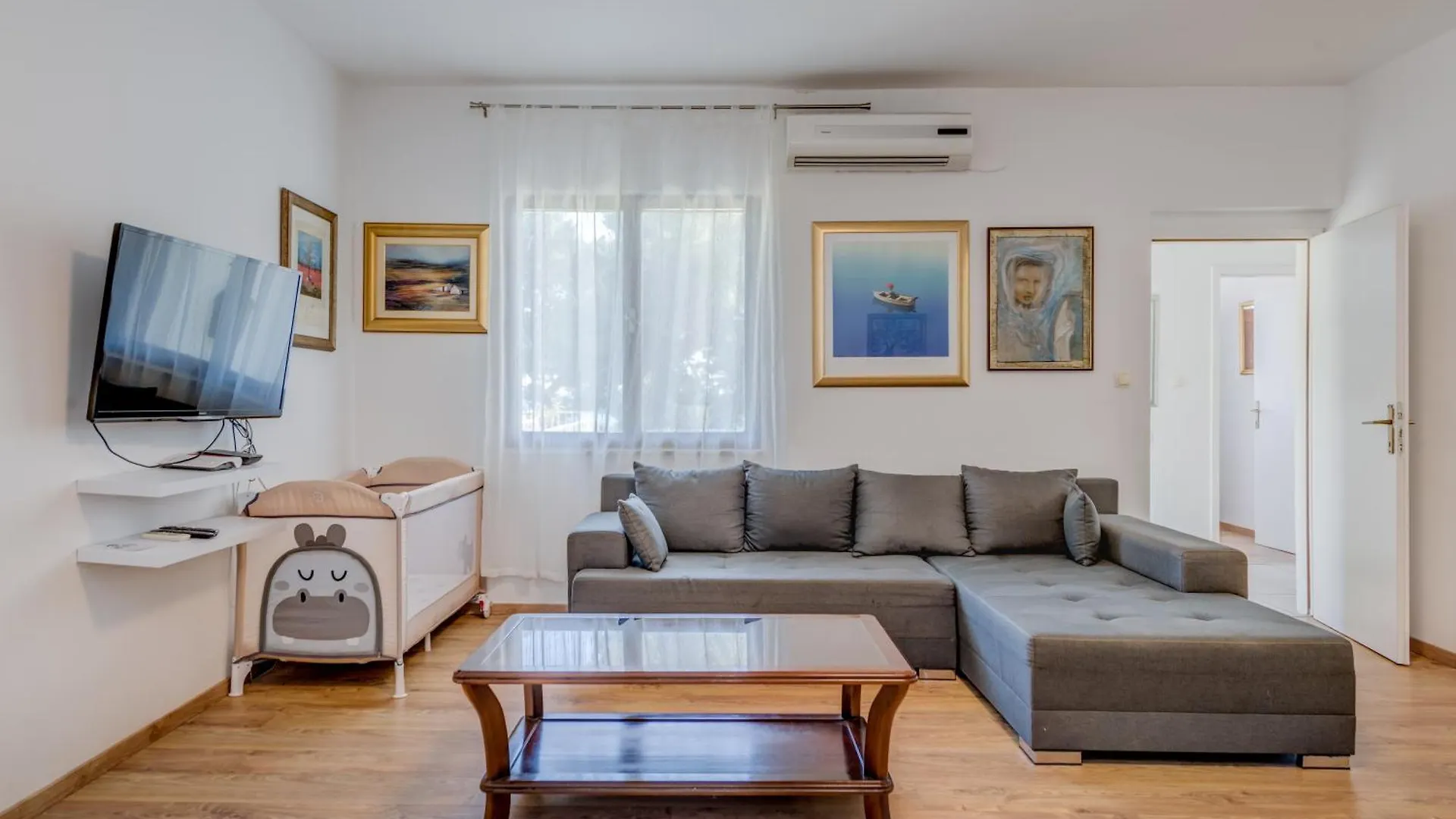 Meje Seafront Suite Split